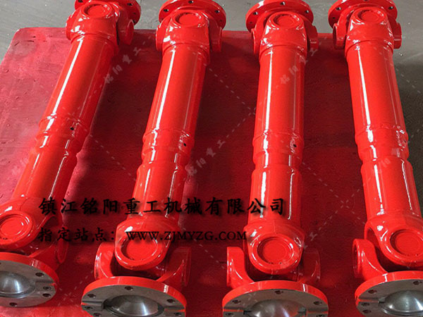 新式整體叉頭式萬向聯(lián)軸器是冶金、軋鋼等機(jī)械設(shè)備的優(yōu)選傳動(dòng)件-萬向聯(lián)軸器